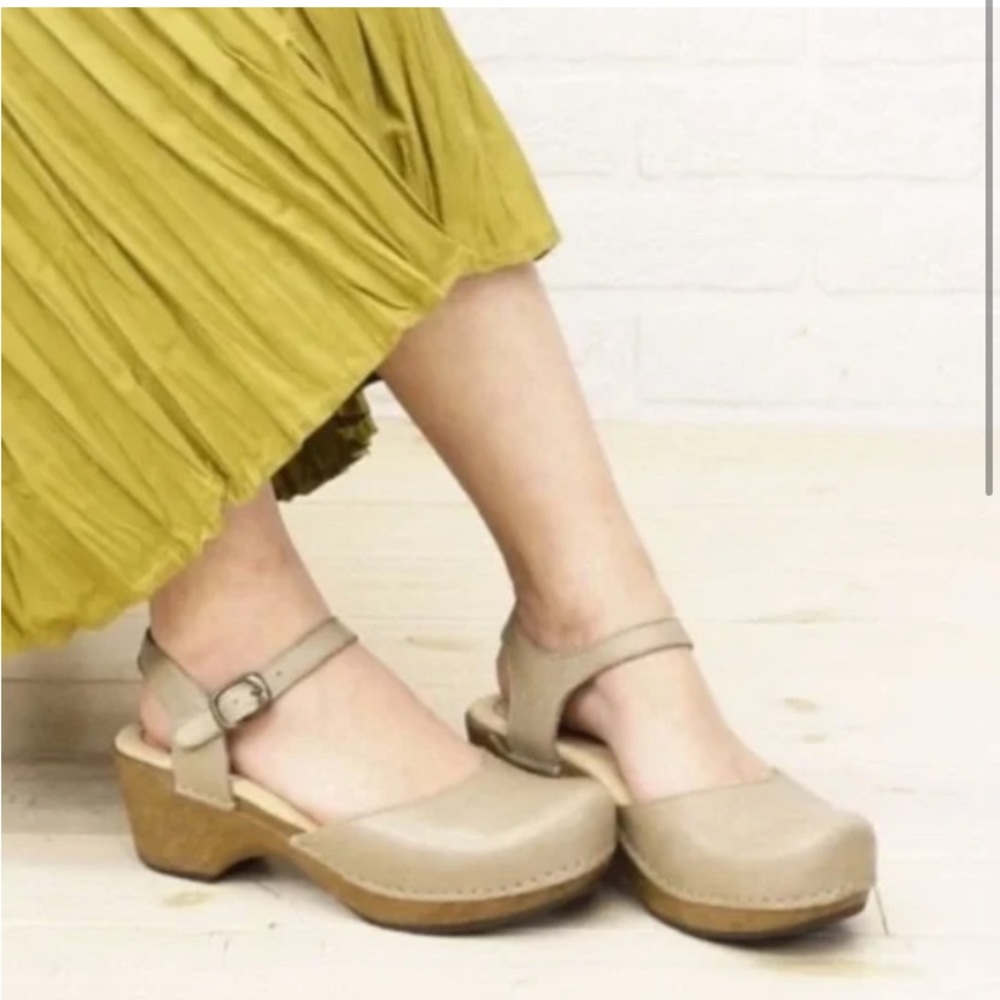 Dansko 'Sam' Leather Mary Jane Clog in Sand Dollar Size 37